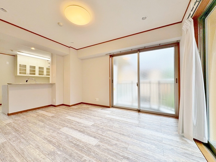 居間 過ごす時間が、たくさんの思い出として紡がれていく場所。