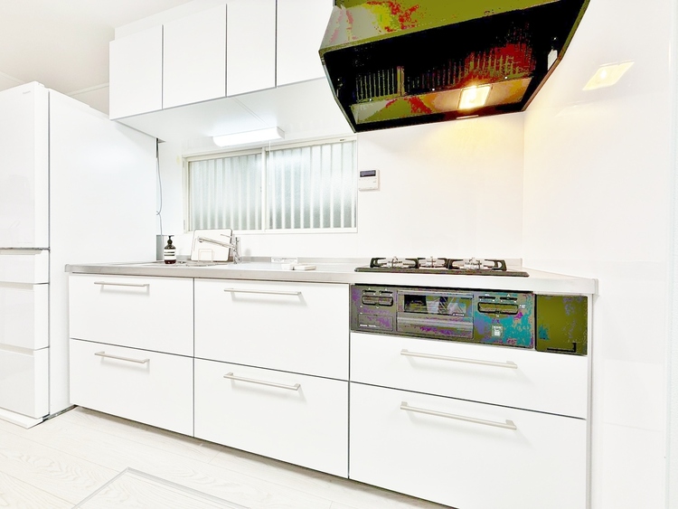 キッチン 洗練されたスタイリッシュなデザイン性と使いやすさを備えた仕様。