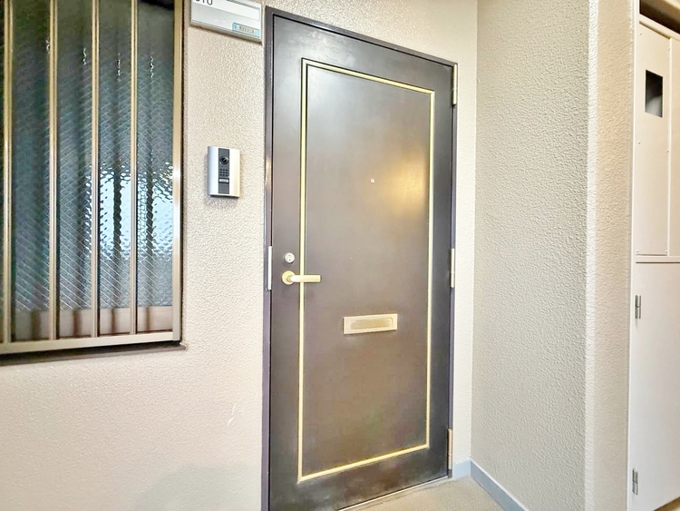 玄関 玄関を開ければ、そこは安らぎのご自宅。