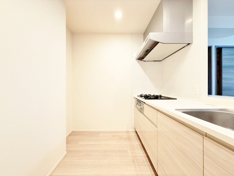 キッチン 洗練されたスタイリッシュなデザイン性と使いやすさを備えた仕様。