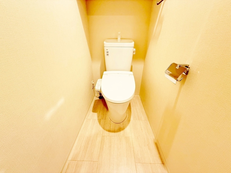 トイレ 暮らしの中のさりげないひとときの快適さにも、こだわりを、持って設備を配しております。