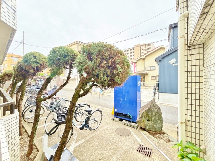 バルコニー 頬をなでる、優しい風を感じることが出来ます。