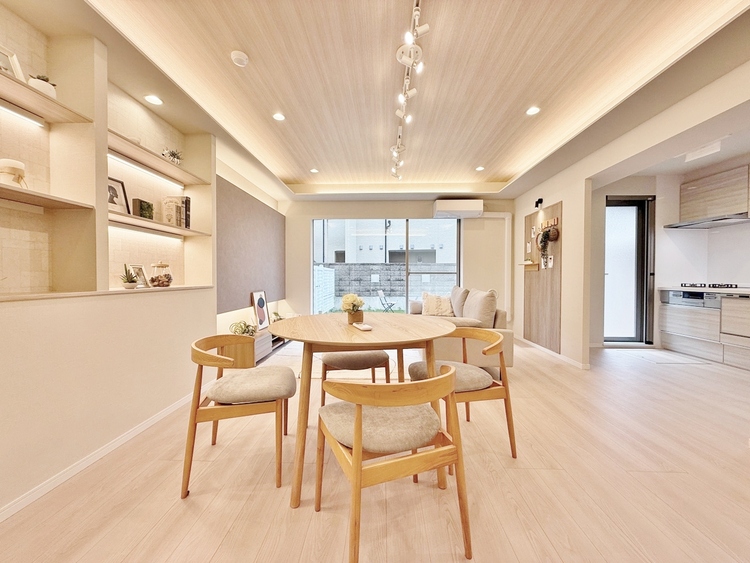 居間 ひとつひとつの空間に宿した機能性、そして美意識。