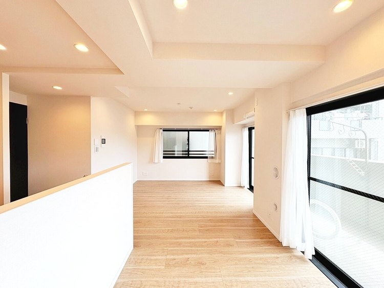 居間 豊かな居住性と、安心感を満たすクオリティが見事に調和した住空間。