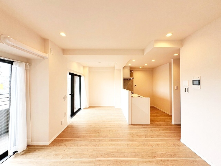 居間 過ごす時間が、たくさんの思い出として紡がれていく場所。