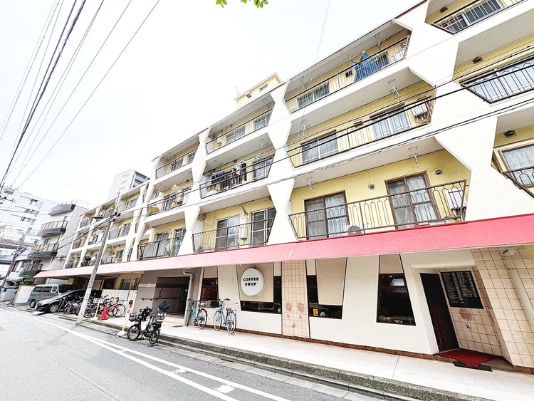 外観 現地に足をお運びいただいた際には、周辺散策などをお勧めいたします。