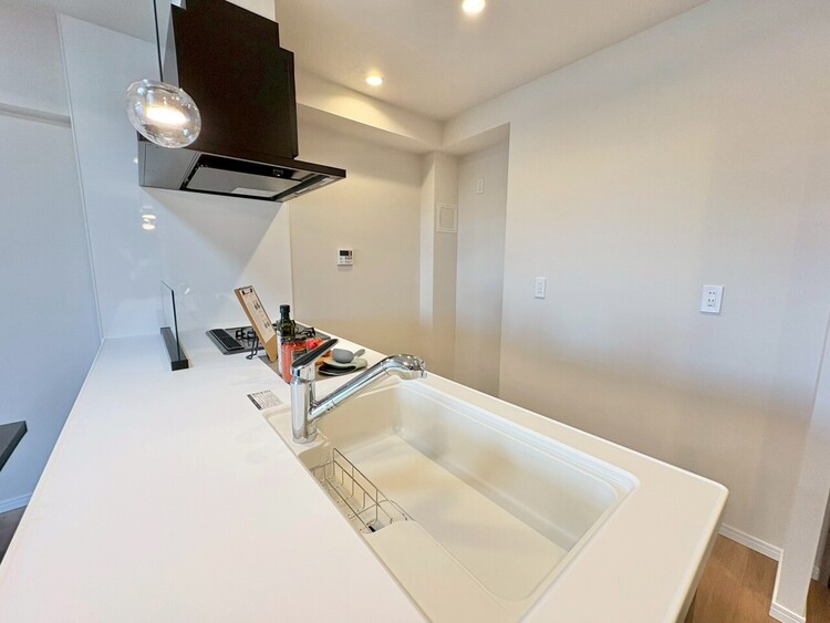 キッチン 洗練されたスタイリッシュなデザイン性と使いやすさを備えた仕様。