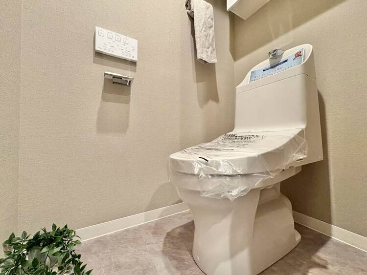 トイレ 暮らしの中のさりげないひとときの快適さにも、こだわりを、持って設備を配しております。