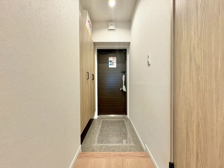 玄関 シューズボックスを完備した玄関です。