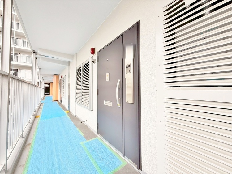 玄関 玄関を開ければ、そこは安らぎのご自宅。