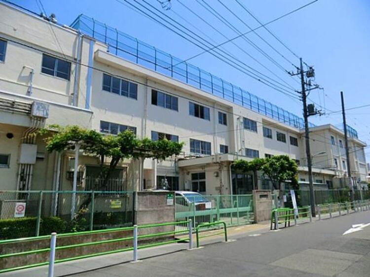 周辺 徳持小学校	420m