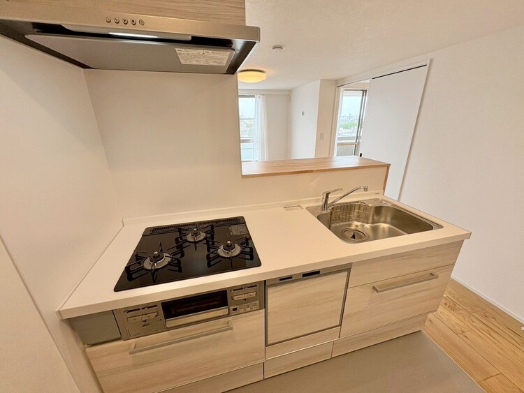 その他 開放感のあるキッチンスペース。調理をしながら、会話も弾みそうですね。