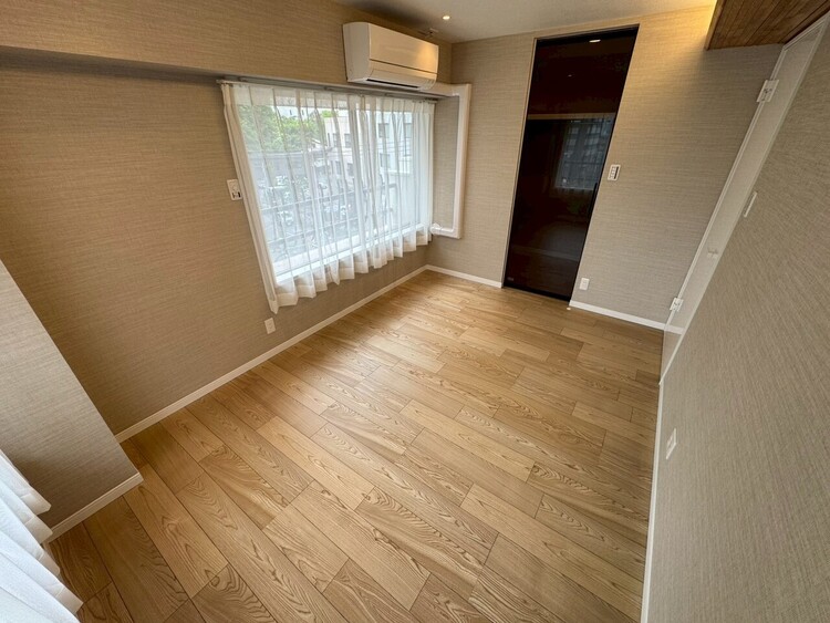 その他 清かで艶やかな時間をもたらしてくれる室内です。