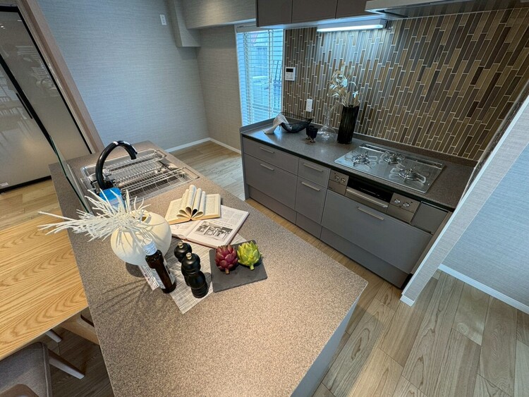 その他 使いやすくスタイリッシュなキッチン空間になっております。