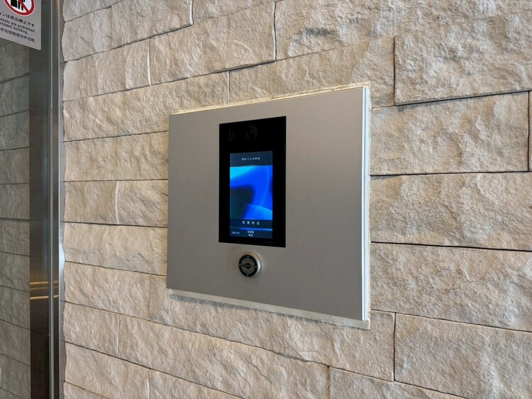 その他 誰が来てもわかる様にモニター付きインターホンを設置。