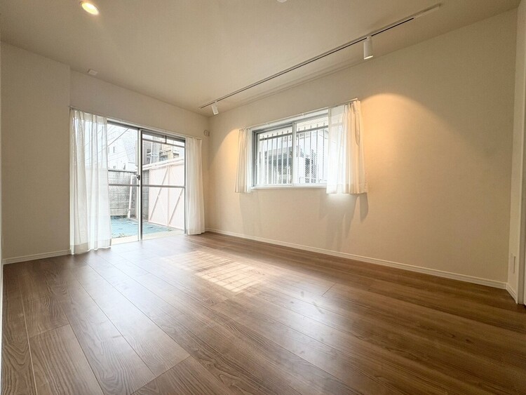 その他 清かで艶やかな時間をもたらしてくれる室内です。