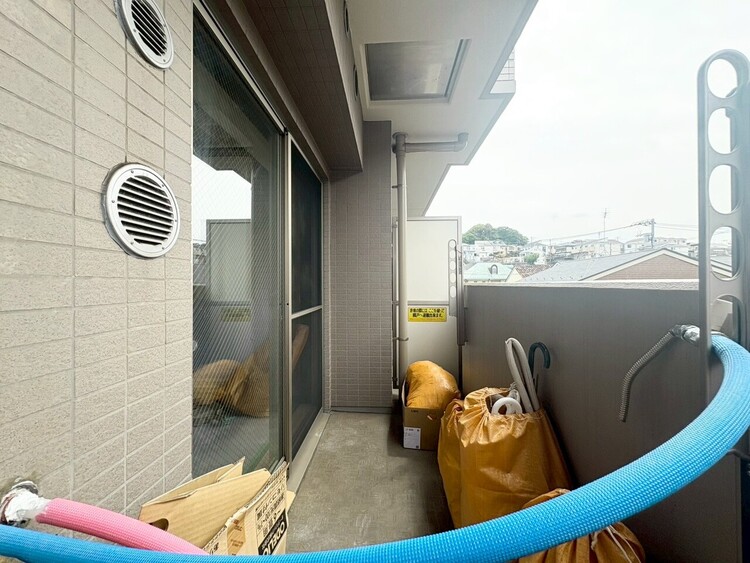 その他 朝の澄んだ空気や、夕方に吹く清々しい風を感じられるバルコニー。