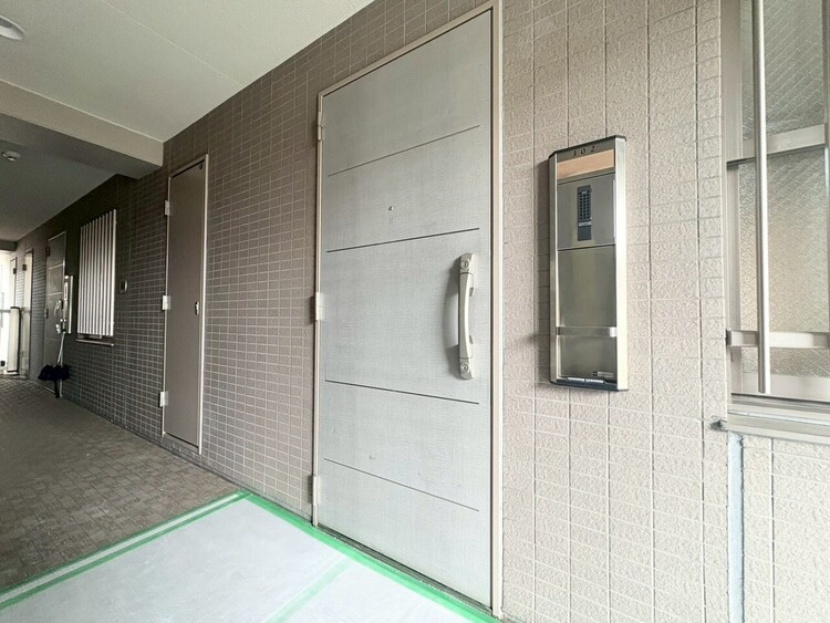 その他 清潔感のある落ち着いた雰囲気の玄関です。