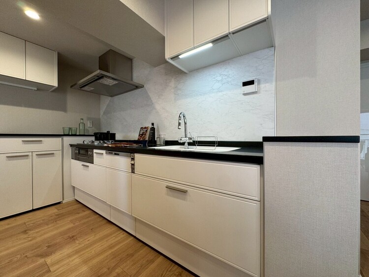 その他 使いやすくスタイリッシュなキッチン空間になっております。※同仕様　実際とは異なります