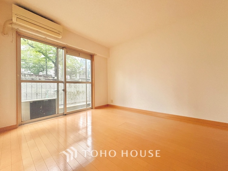 内装 ※生成AIによるイメージです。家具・小物は販売価格に含まれません。ここに集まる家族の会話と笑顔が絶え間なく続く幸せな空間。