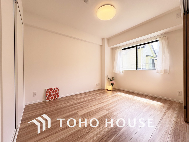 内装 1日の疲れを癒し、心地よく寛げるようゆったりとした広さをしています