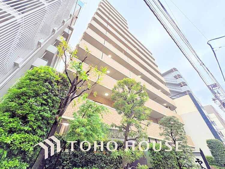 外観 〜南東角部屋につき陽当たり・通風良好なリノベーション住戸〜複数沿線が使える便利な立地〜