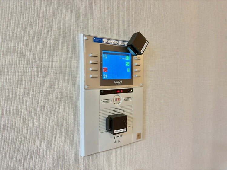 その他 誰が来てもわかる様にモニター付きインターホンを設置。