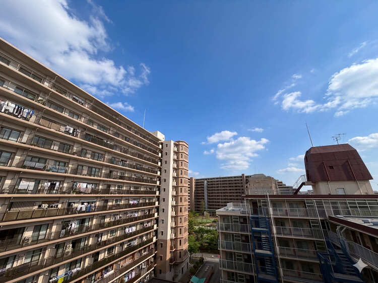 その他 眺望や窓からの景色が良いと、家で過ごす時間も快適です。※CG加工により晴天にしています。