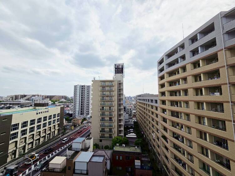 その他 眺望や窓からの景色が良いと、家で過ごす時間も快適です。