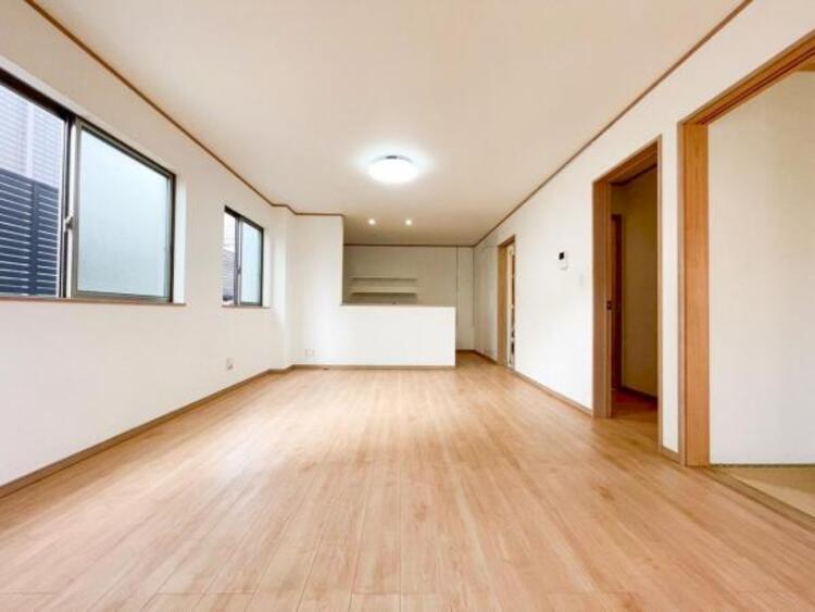 居間 内見予約承り中です。お気軽にお問合せください。