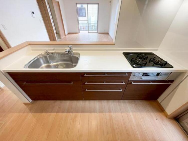 キッチン 内見予約承り中です。お気軽にお問合せください。