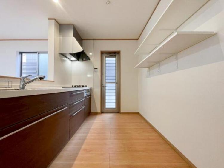 キッチン 内見予約承り中です。お気軽にお問合せください。