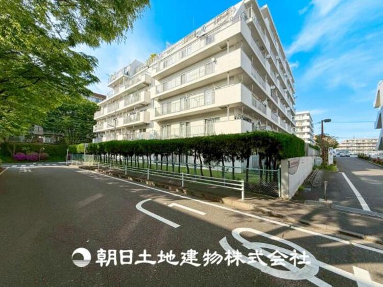 外観 【外観写真】表現された空間はたくさんの光を浴び、風を感じ、暮らしの時間を豊かにしてくれます。