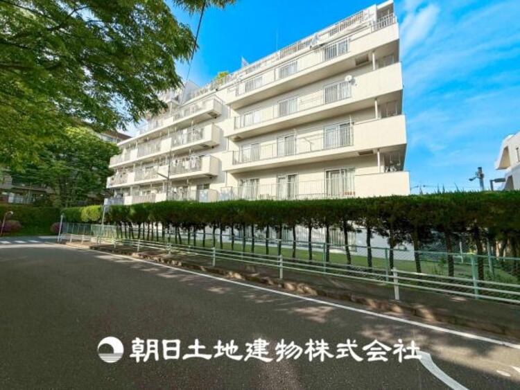 外観 【外観写真】特別な空間はたくさんの光を浴び、風を感じ、暮らしの時間を豊かにしてくれます。