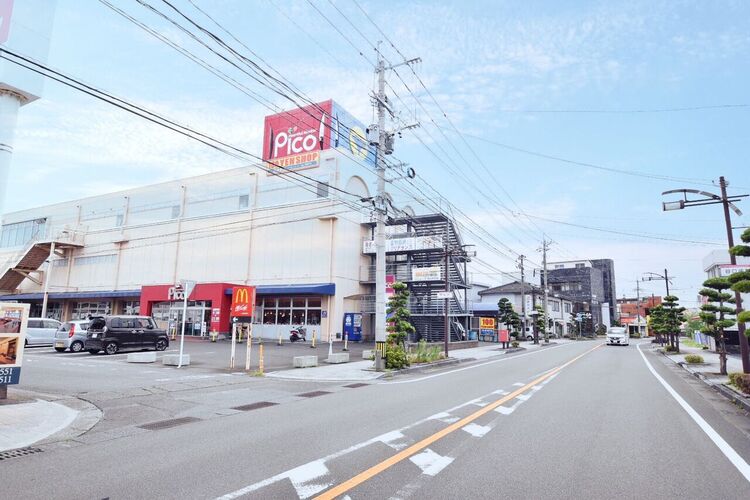 周辺 ハートフルマーケットピコ 徒歩 約5分（約330m）