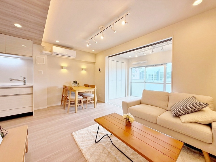 居間 過ごす時間が、たくさんの思い出として紡がれていく場所。