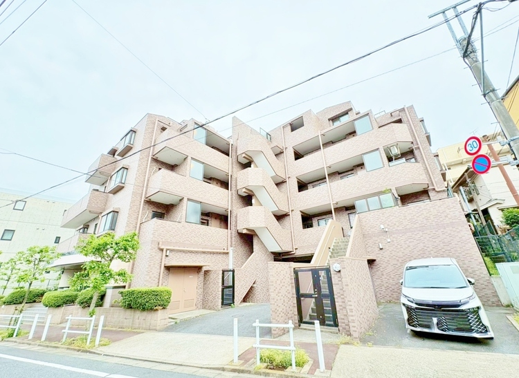 外観 ライフプランニングからローンまで、一貫してご説明させていただきます。お気軽にお問い合わせくださいませ。