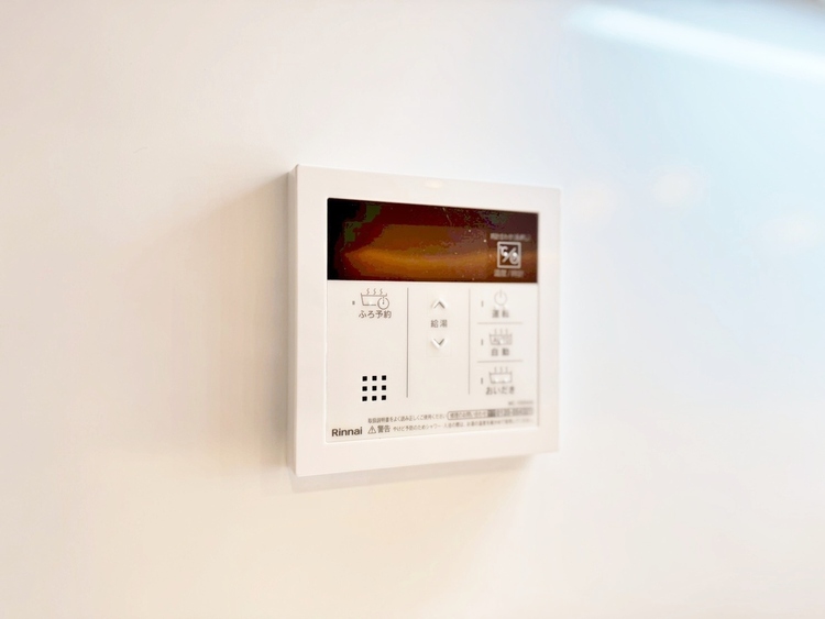 設備 見やすい画面で操作しやすい給湯パネルです。