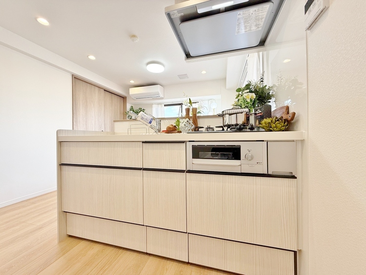 キッチン 洗練されたスタイリッシュなデザイン性と使いやすさを備えた仕様。