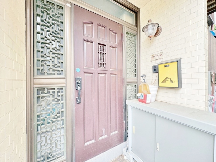 玄関 玄関を開ければ、そこは安らぎのご自宅。