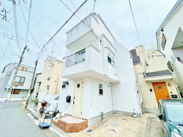 外観 資料には掲載していない情報が、現地にはたくさんあります。是非一度、現地をご確認ください。