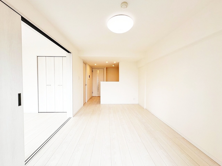 居間 過ごす時間が、たくさんの思い出として紡がれていく場所。