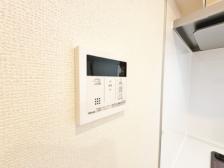 設備 見やすい画面で操作しやすい給湯パネルです。