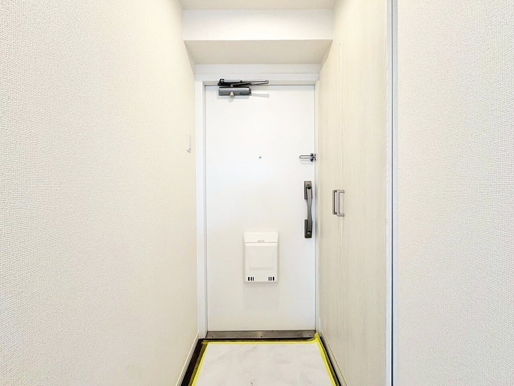 玄関 シューズボックスを完備した玄関です。