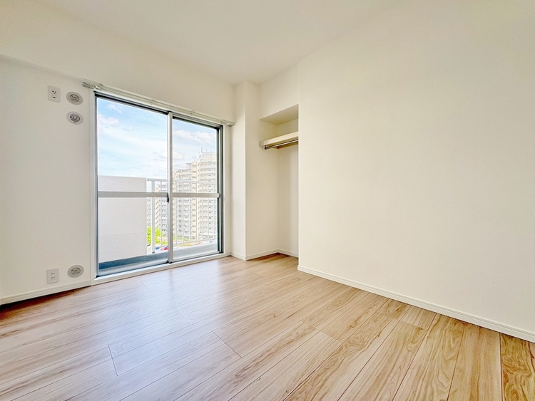 寝室 どんな部屋にアレンジするかは、あなた次第です。