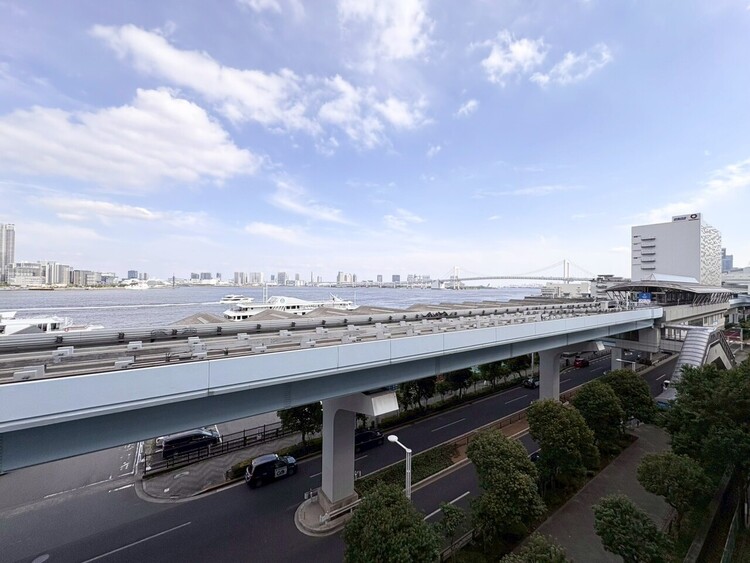 その他 眺望や窓からの景色が良いと、家で過ごす時間も快適です。