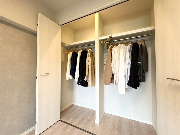 その他 収納スペースが付いていて、お部屋を広く使っていただけます。