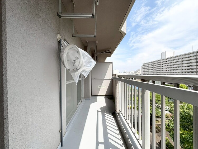 その他 朝の澄んだ空気や、夕方に吹く清々しい風を感じられるバルコニー。