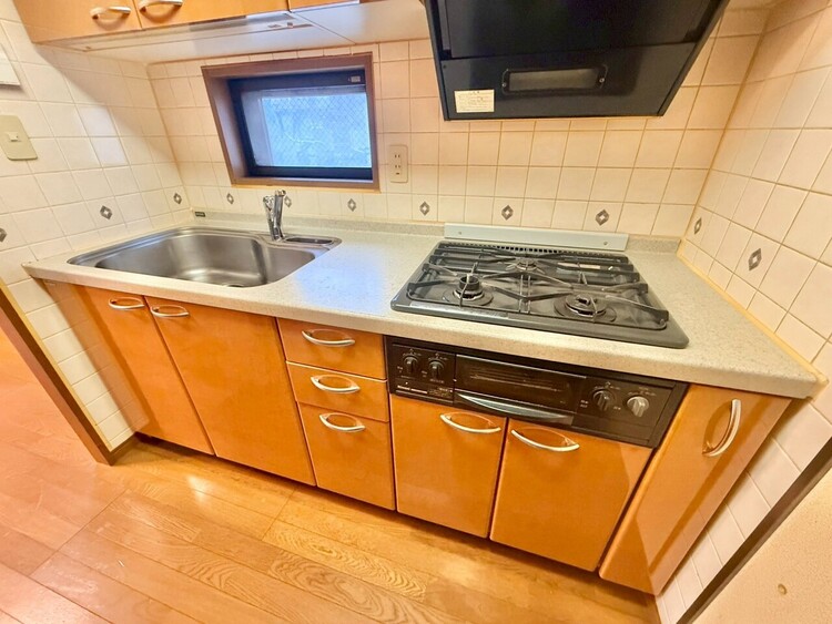 その他 使いやすくスタイリッシュなキッチン空間になっております。