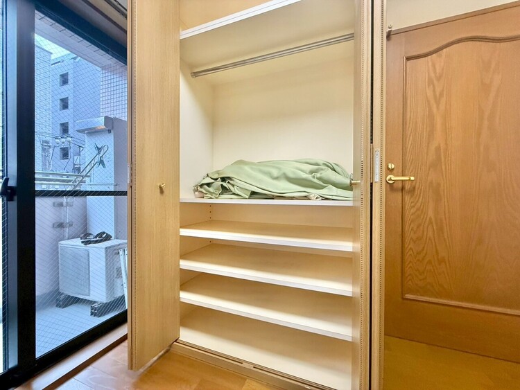 その他 家電やスーツケース、ストック品など何でも片付く嬉しい空間です。